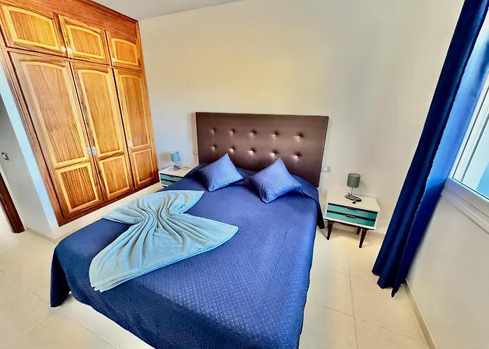 El Atico Parosa 'con Vistas Al Mar' バハマル